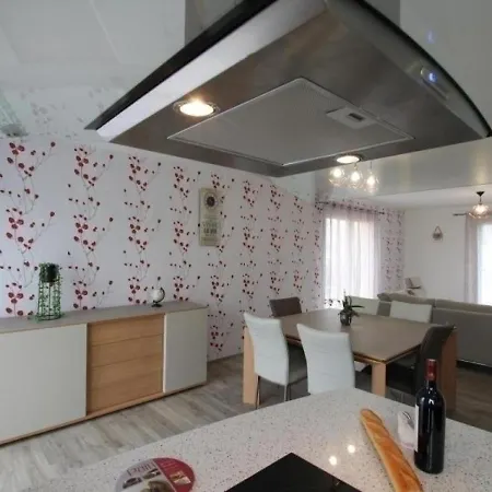 בית נופש House Le Cotentin Périers